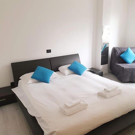 J&M House -Fronte Ospedale- Incluso Netflix E Disney Plus Udine Bagian luar foto