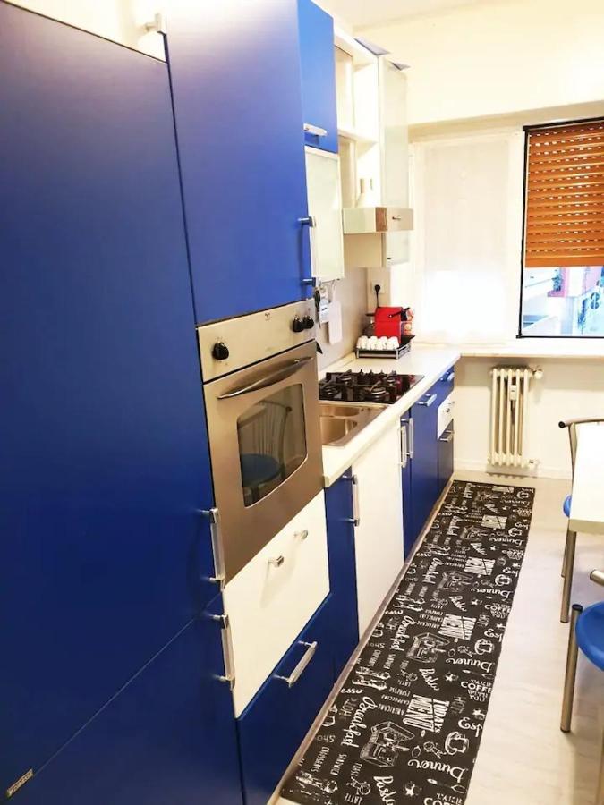 J&M House -Fronte Ospedale- Incluso Netflix E Disney Plus Udine Bagian luar foto