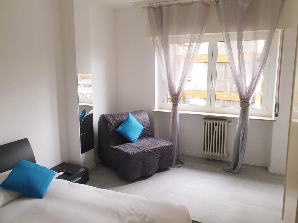 J&M House -Fronte Ospedale- Incluso Netflix E Disney Plus Udine Bagian luar foto